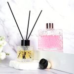 Square Aromatherapy Diffuser Bottle 50ml 100ml 200ml Water Cube Glass Reed Diffuser Bottle | Honghua Glass